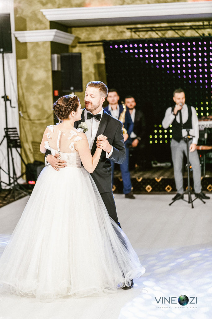 Cristiana și Costi. Nuntă în Fălticeni - Nunta